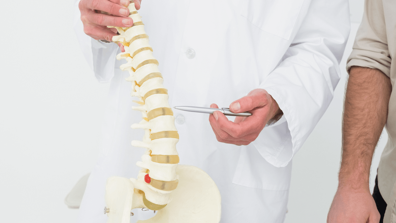 Diagnosis of back pain at a doctor's encounter