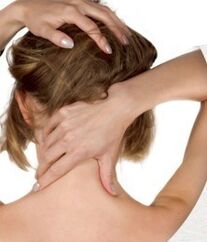 symptoms of neck pain of cervical osteochondrosis